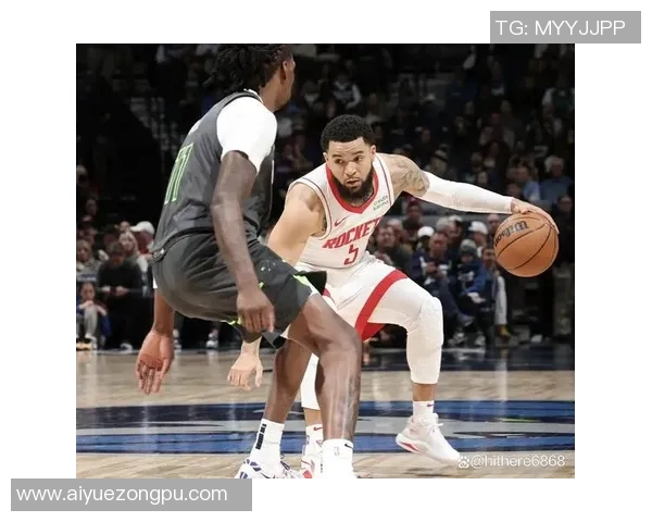 火箭队两连胜快船队晋级：季后赛之路再添胜利